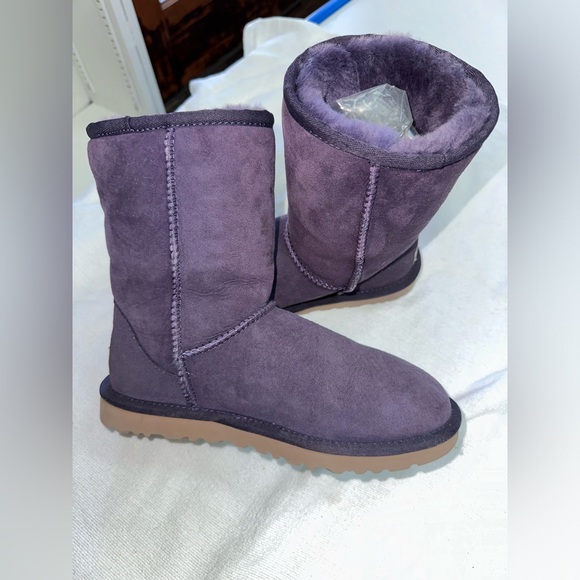 UGG Classic short II - Picture 3 of 4